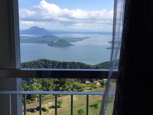 Wind Residences Tower 4 18Th Floor Tagaytay City Екстер'єр фото